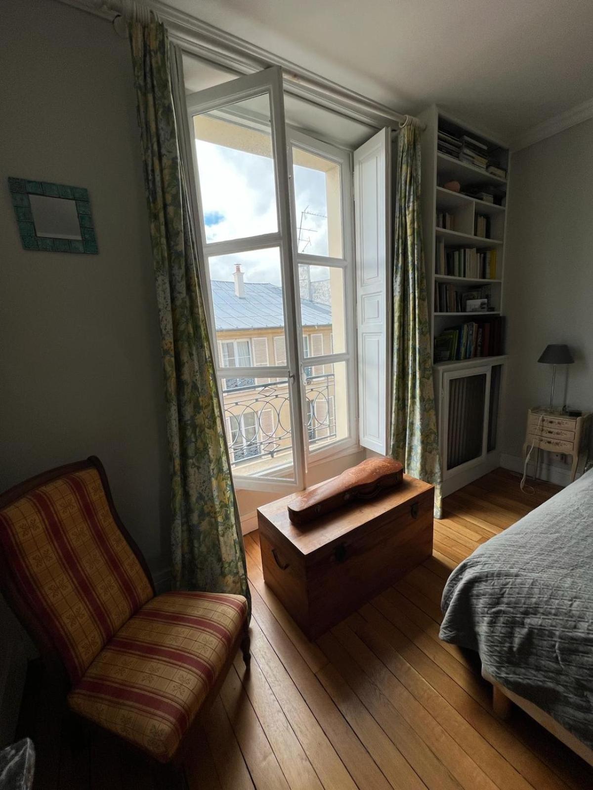 Chambre D'Hote ベルサイユ エクステリア 写真